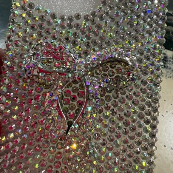 NWT 15 Pro Max Crystal Rhinestone Phone Case - Silver - Picture 5 of 5